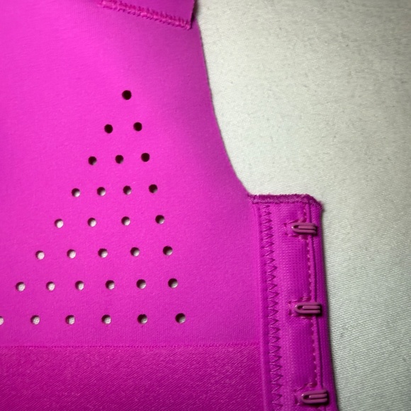 VSX Featherweight Max Sports Bra size 36 DD pink color - Picture 16 of 16